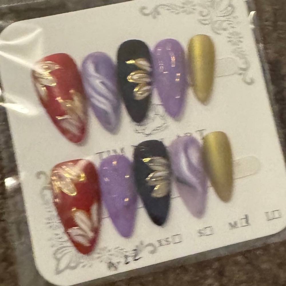 Press On Nails Almond Red Purple Black Gold Floral‎ Nail Art Manicure